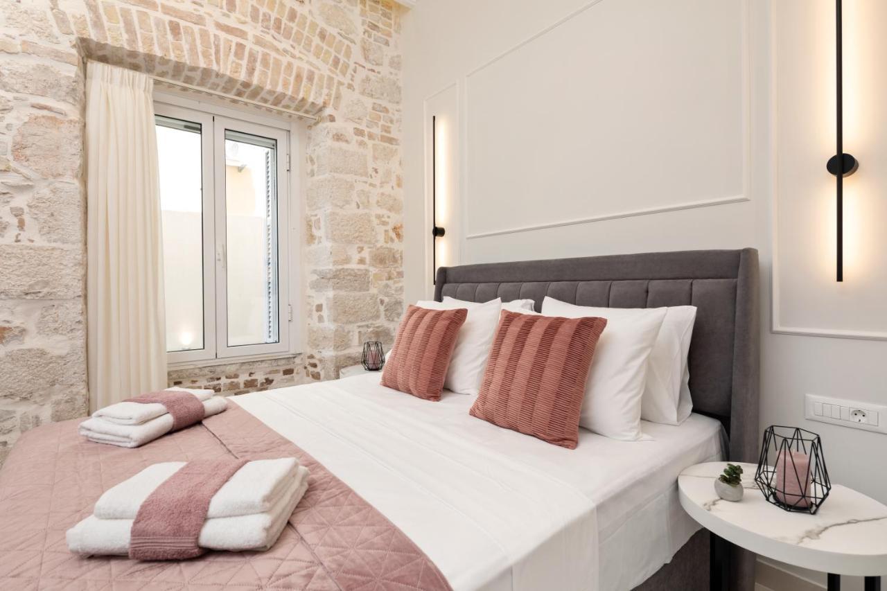 Modern-Vintage Old Town Suites Corfu  Экстерьер фото