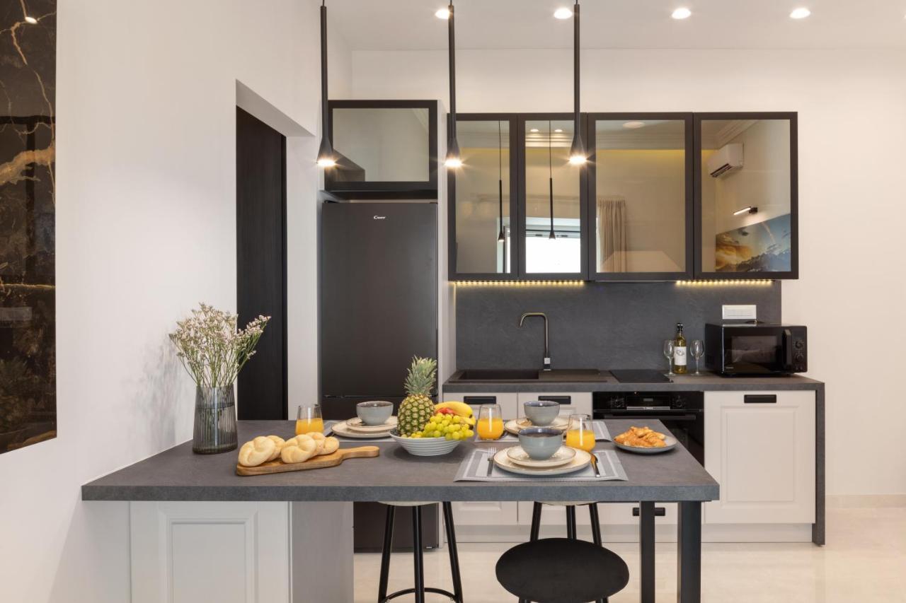 Modern-Vintage Old Town Suites Corfu  Экстерьер фото